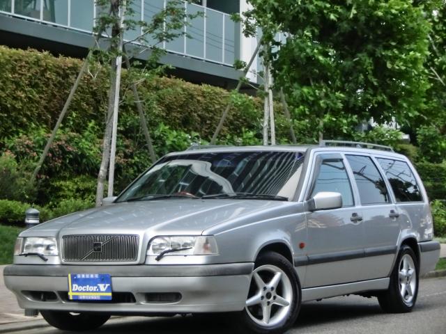 1997年　ボルボ　８５０　Ｄ車　右Ｈ　クラシック２．５－２０Ｖ　ＤＶＤナビ搭載車　８５０最終モデル