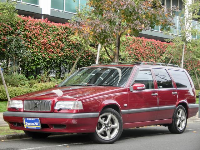 1996年　ボルボ　８５０　Ｄ車　右Ｈ　【ＧＬＥ　クラシックＰＫＧ】キーレス装備で楽々乗り降り☆　記録簿・取説付☆